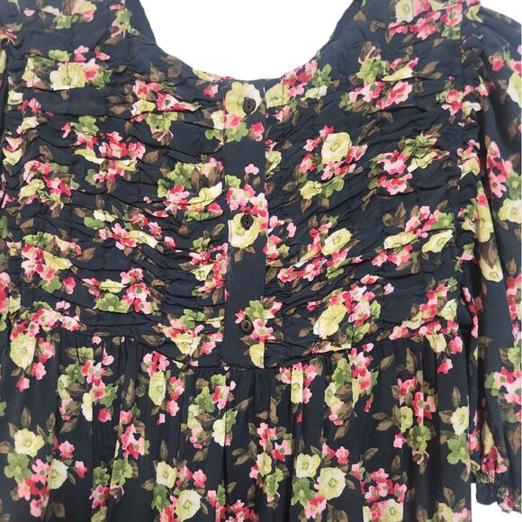 ZARA NWT Navy Floral Design buttons on back Puff Sleeves Top XS - Picture 5 of 9